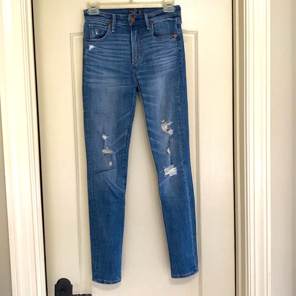 Women’s Abercrombie and Fitch jeans